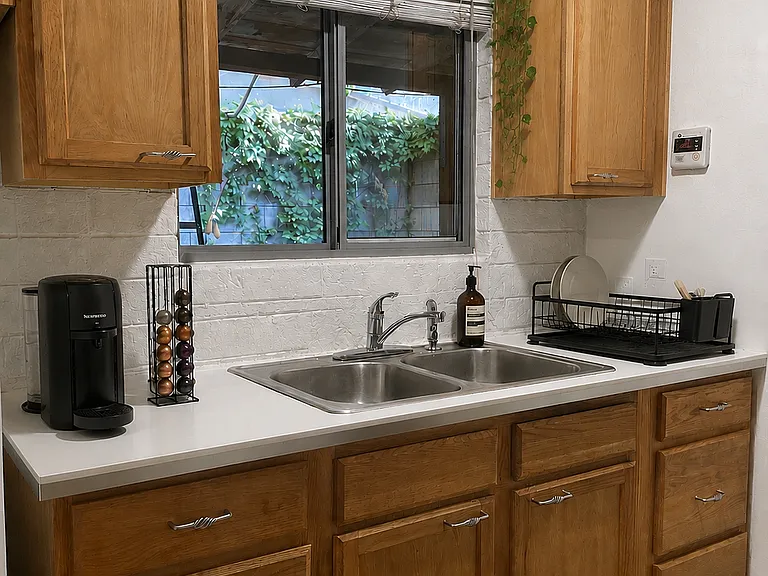 1734 S College Ave #B — Photo 5