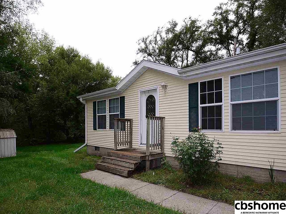 Spacious ranch style home with an open floor plan.