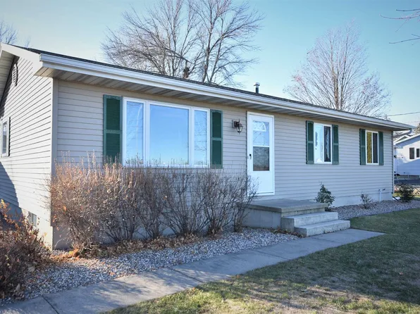 6519 County Rd E, Omro, WI 54963