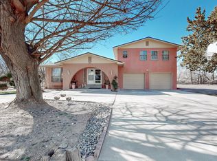 701 Pleasant Pl, Bosque Farms, NM 87068