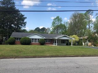 457 Wallace Rd, Jackson, TN 38305