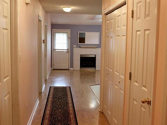 2nd image of 4765 Royal Prince Way