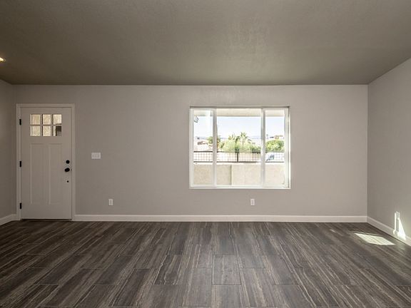 5th image of 1610 Park Terrace Ave