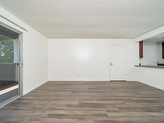 2nd image of 231 Weston Cir #26