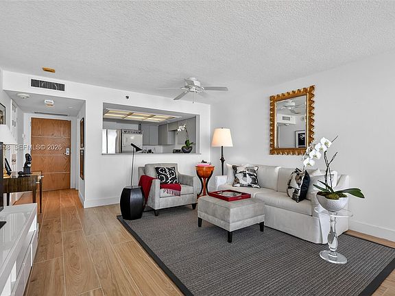 3rd image of 400 S Pointe Dr APT 1608