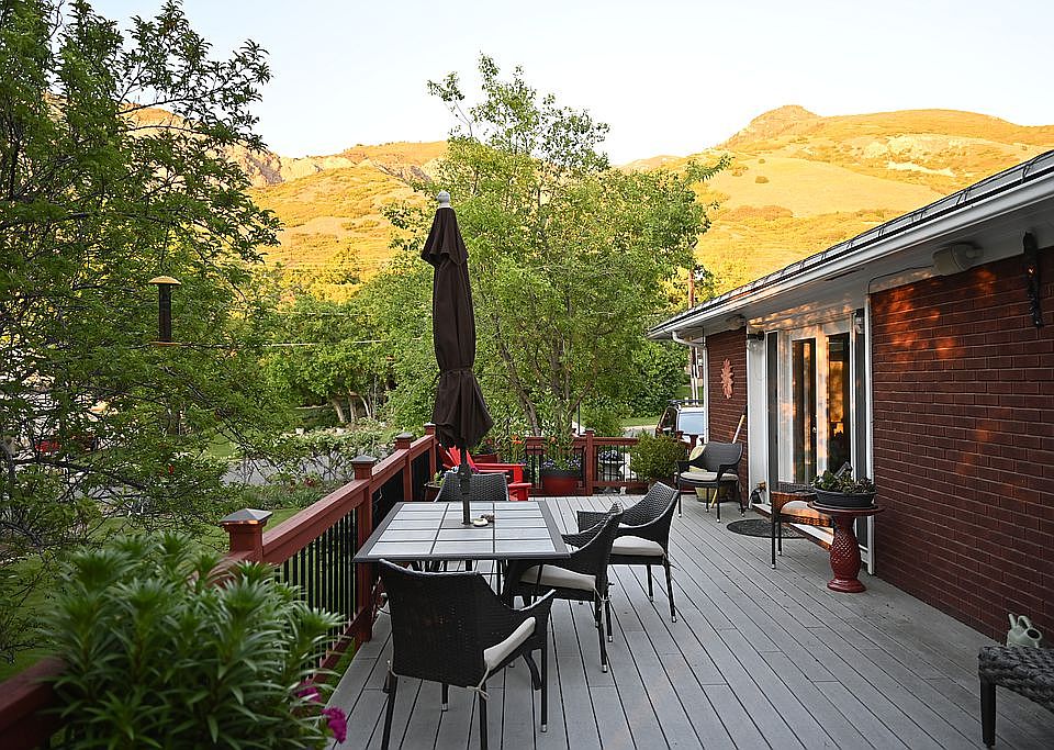 deck- mountain view