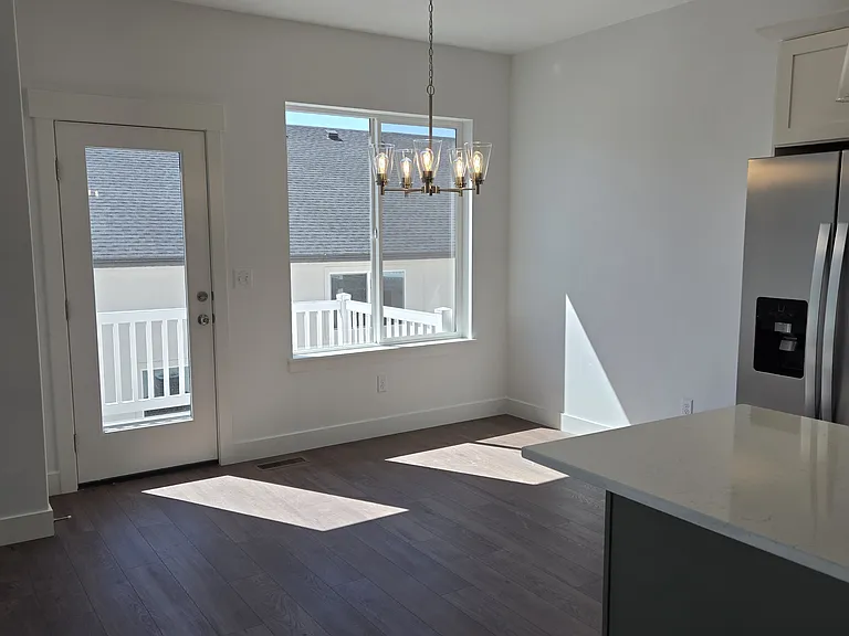 4816 S Heartwood Rd — Photo 5