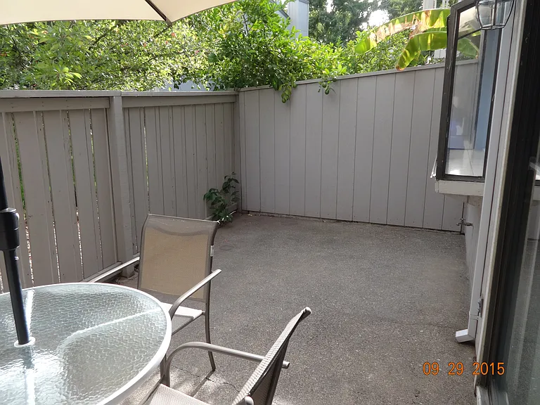7818 Hampton Ln — Photo 17