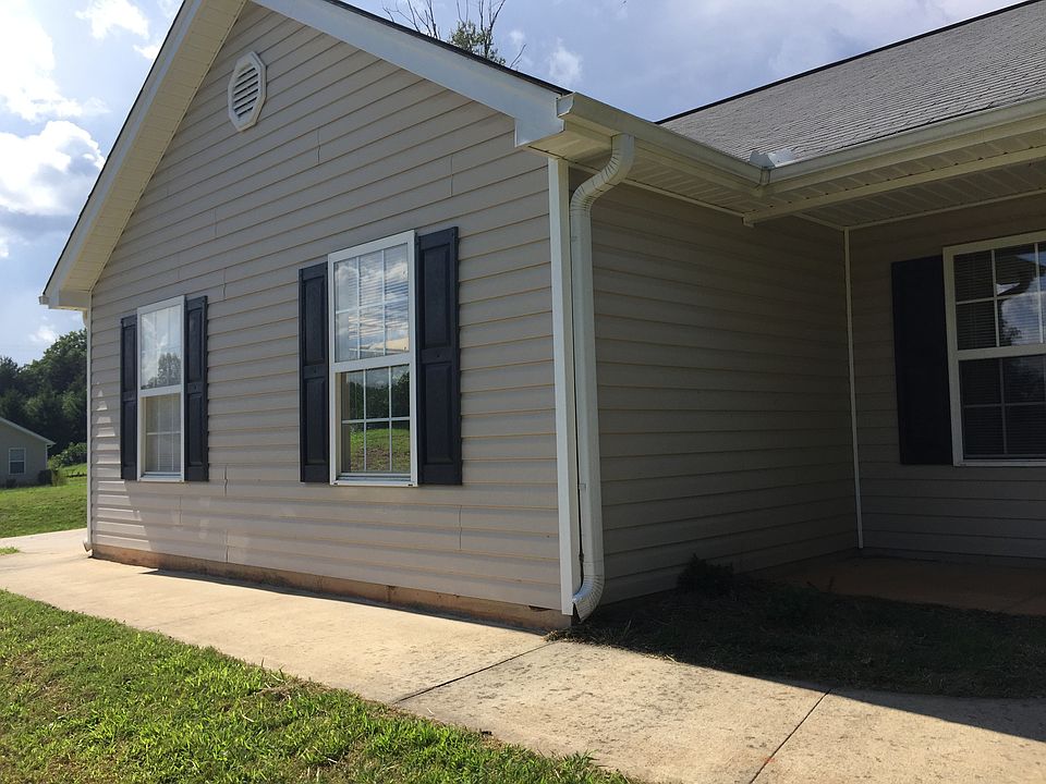 Side of the carport
