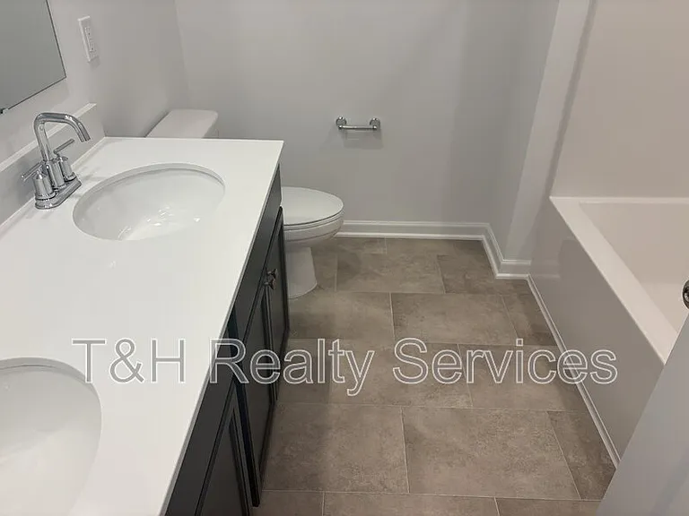 354 N Grand Oak Dr — Photo 30