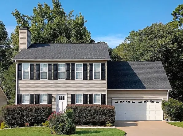341 Riverside Chase Cir, Greer, SC 29650