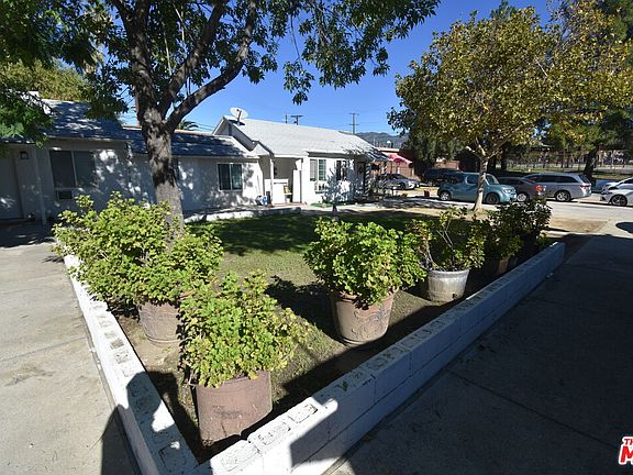 5th image of 12215 San Fernando Rd