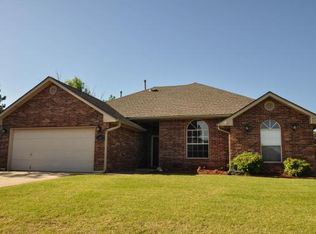 1300 Broone Dr, Norman, OK 73071