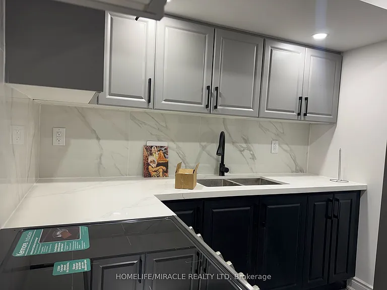 185 Featherstone Rd — Photo 15