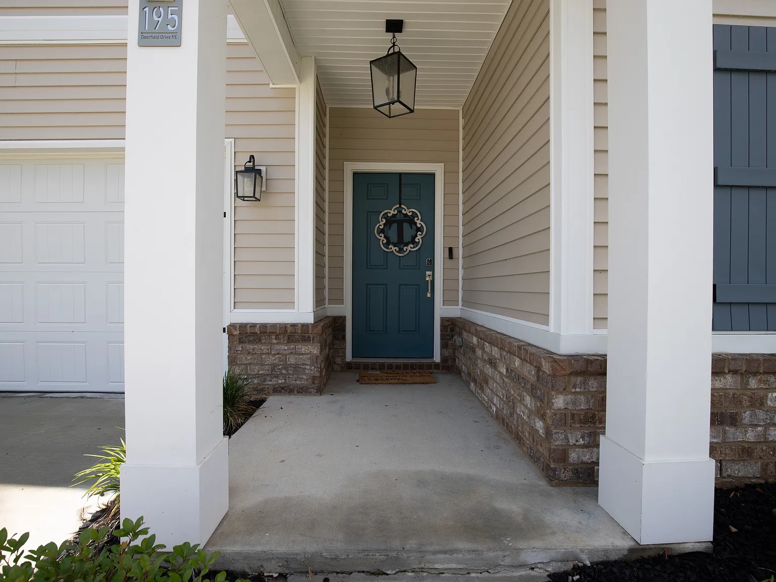 195 Deerfield Drive Northeast - 1 — Photo 3