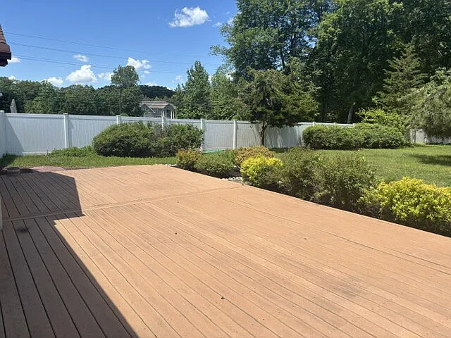 103 Leanne Dr — Photo 23