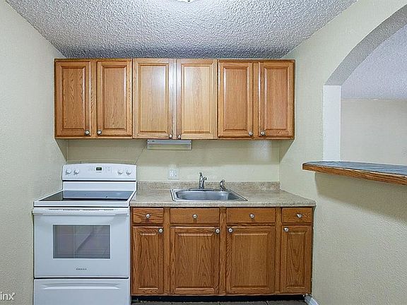 5th image of 225 S Apollo Dr