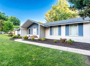 106 Scateswood Dr, Martin, TN 38237