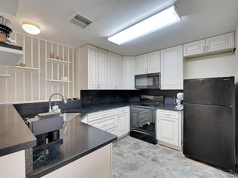 1308 S Danube Way #102 — Photo 10