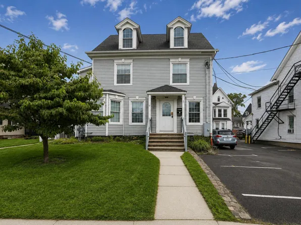 79 West St, Danbury, CT 06810