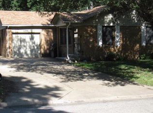 1250 N Lakeview Dr, Derby, KS 67037