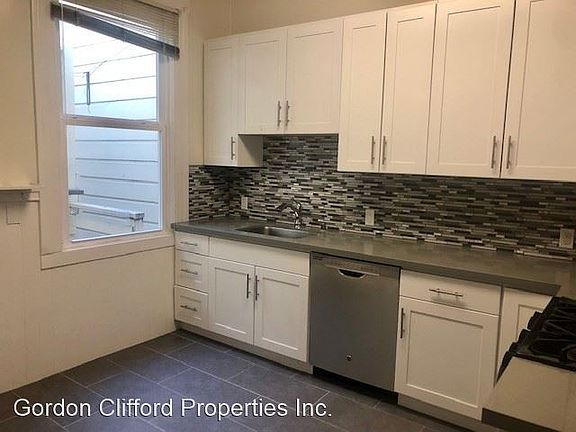 2nd image of 405 Clipper St #4052