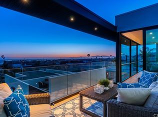1635 Palm Dr, Hermosa Beach, CA 90254