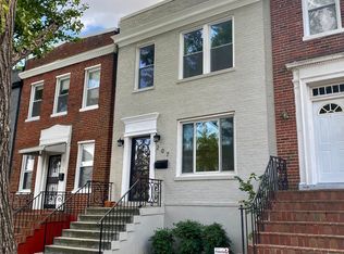 207 Ascot Pl NE, Washington, DC 20002