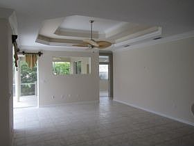 4th image of 7048 Treymore Ct