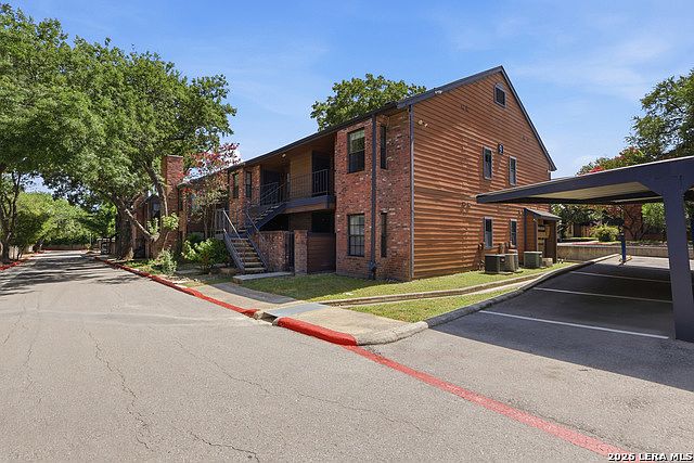 1st image of 4803 Hamilton Wolfe Rd #924