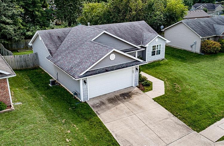 1st image of 5004 Sandstone Dr