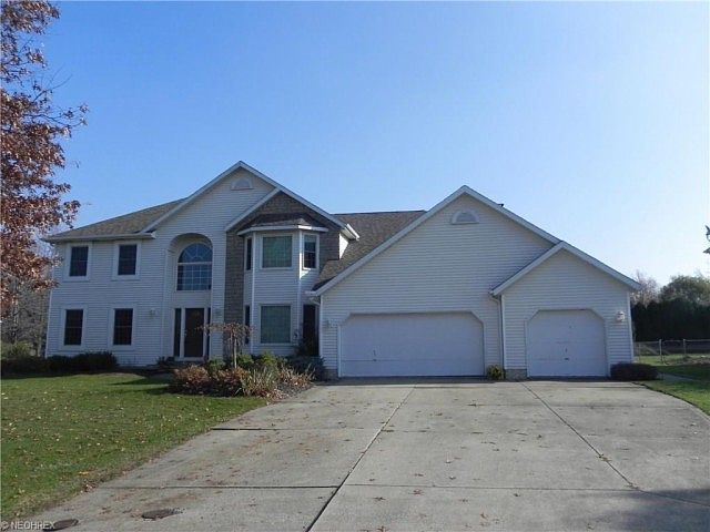 1st image of 655 Dewitt Dr