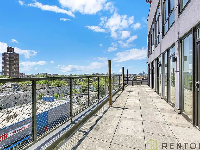 1875 Atlantic Ave #5B — Photo 8