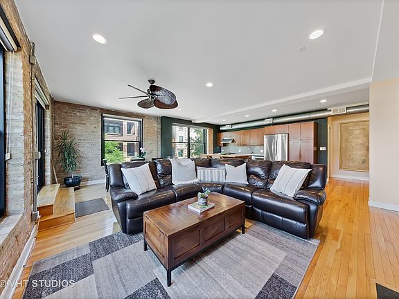 5th image of 1635 W Belmont Ave APT 322