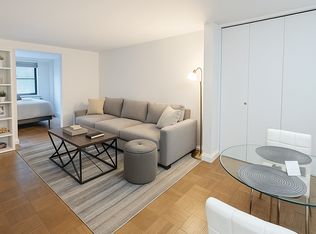245 E 63rd St APT 711, New York, NY 10065