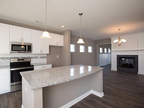 5th image of 2918 Peaks Mill Dr