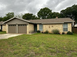 504 Suzzane Rd, Pflugerville, TX 78660