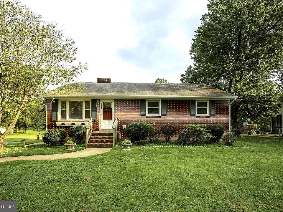 1st image of 10939 Catharpin Rd