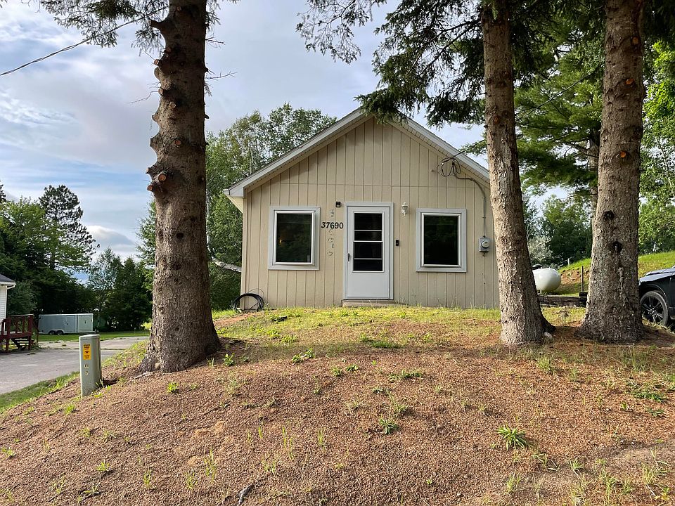 37690 W 2nd St, Hulbert, MI 49748 Zillow