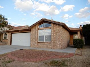 1424 Chato Villa Dr, El Paso, TX 79936