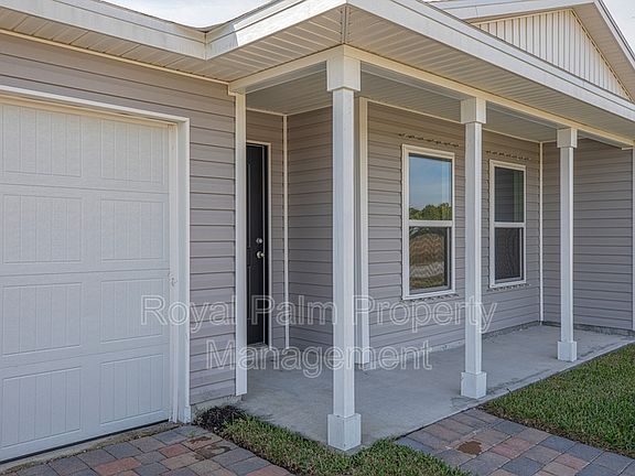 3rd image of 18257 Gibraltar Ln