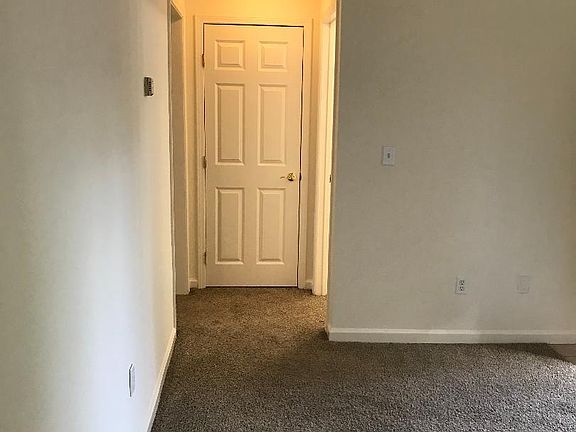 3rd image of 5547 Highland Ave