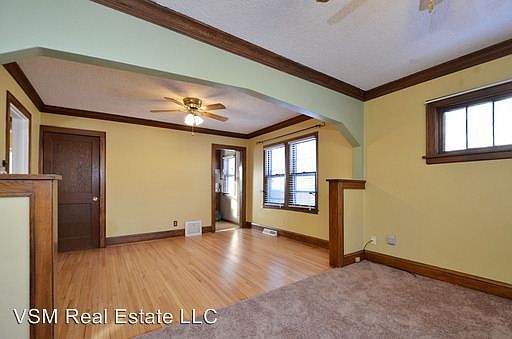 3rd image of 2064 Stillwater Ave