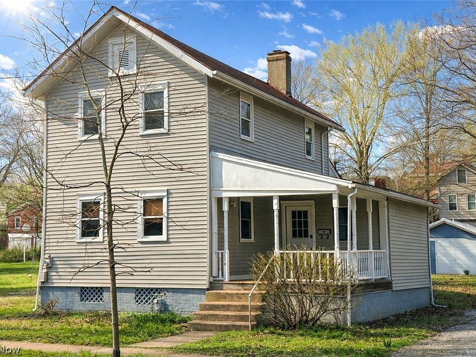 1st image of 714 Front St