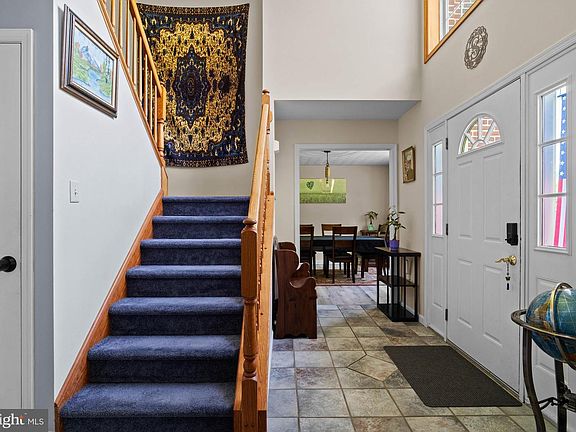 5th image of 108 Rockwood Dr
