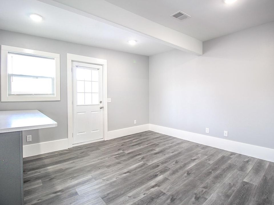 1st image of 1569 Broadway Ave NW #5