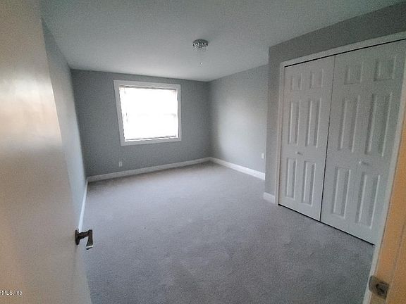5th image of 5240 Lexington Ave