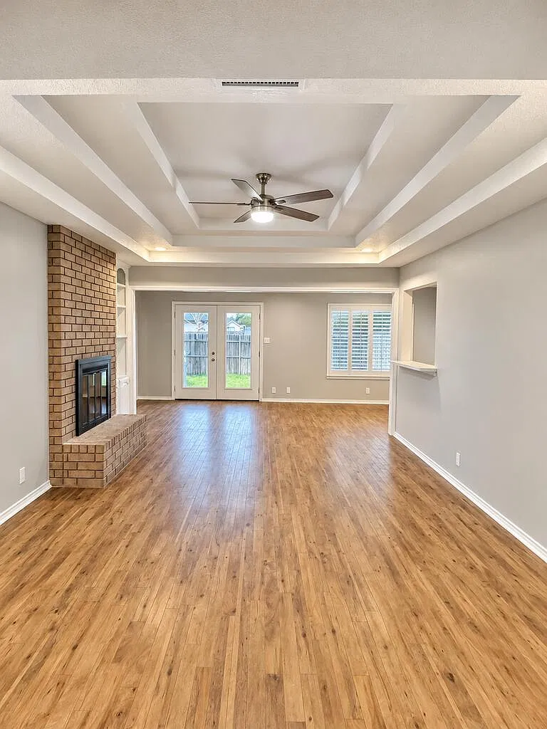 3 bed, 2.0 bath, 1665 sqft, $2,750 — Photo 2