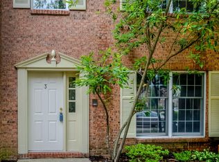 541 W Short St APT 3, Lexington, KY 40507