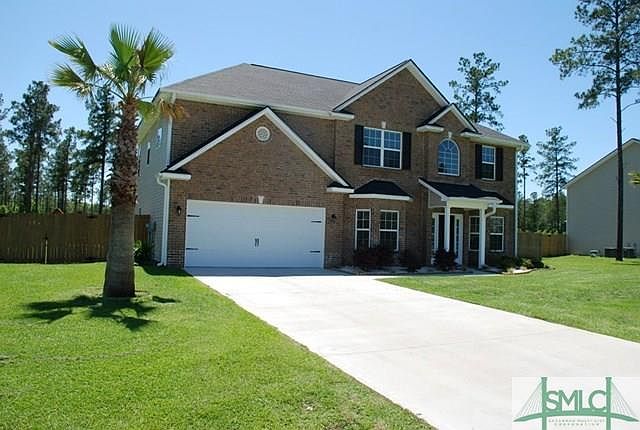 1st image of 158 NE Canterbury Dr